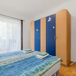 Stella With Two Bedrooms & Free Parking Spot