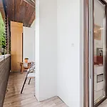 Stella With Two Bedrooms & Free Parking Spot *