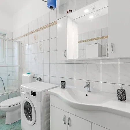 Stella With Two Bedrooms & Free Parking Spot Bovec