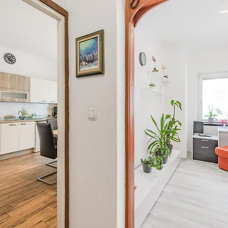 Stella With Two Bedrooms & Free Parking Spot Bovec