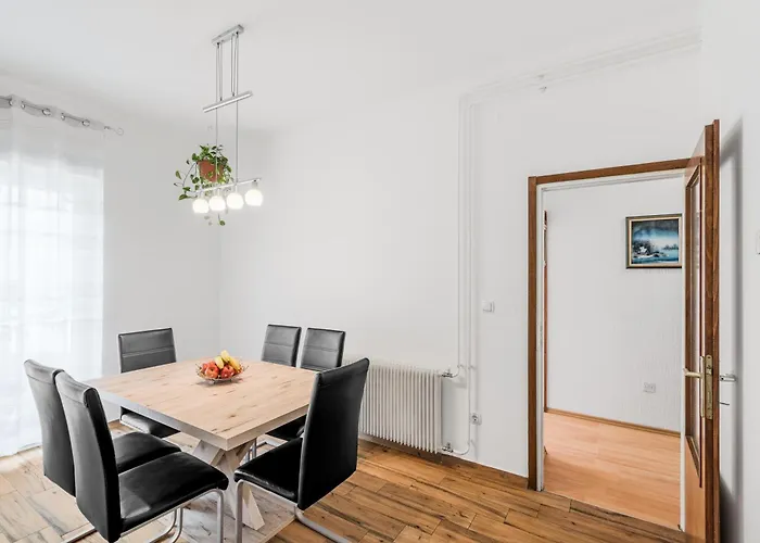 Appartamento Stella With Two Bedrooms & Free Parking Spot Bovec