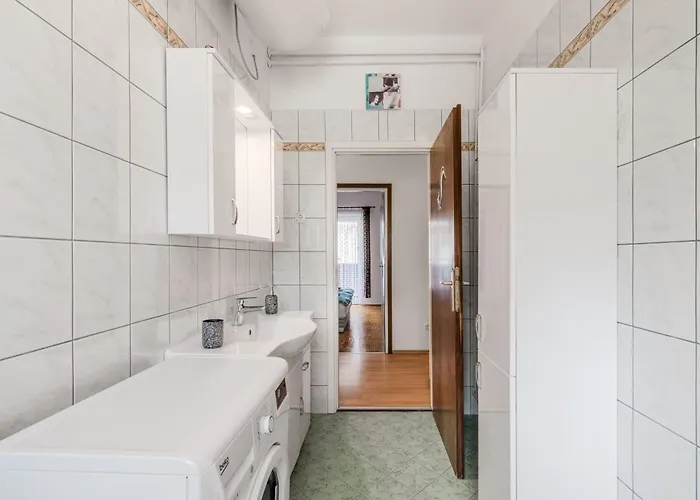 Stella With Two Bedrooms & Free Parking Spot Appartement Bovec