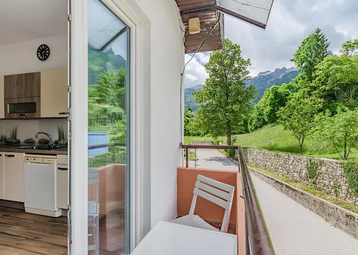 Stella With Two Bedrooms & Free Parking Spot Appartamento