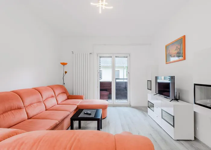 Stella With Two Bedrooms & Free Parking Spot